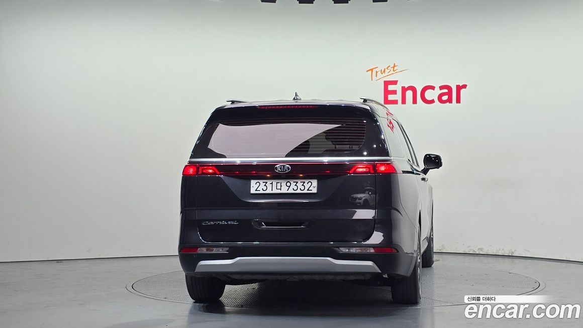Kia Canival 2021