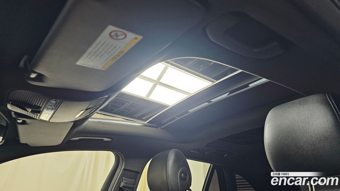 Mercedes-Benz GLC-Class 2018