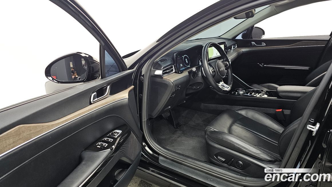Kia K5 2023
