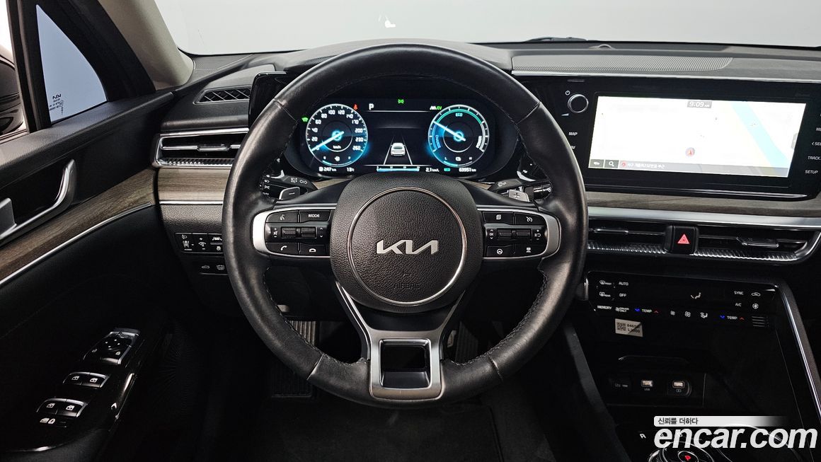 Kia K5 2023