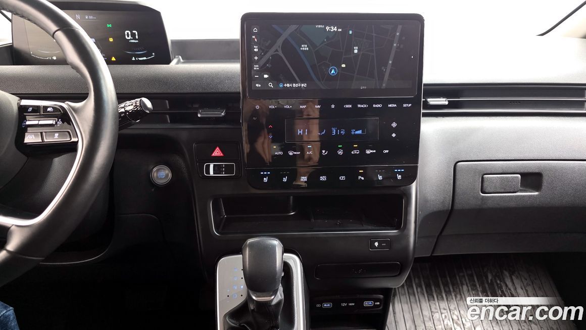 Hyundai Staria 2023