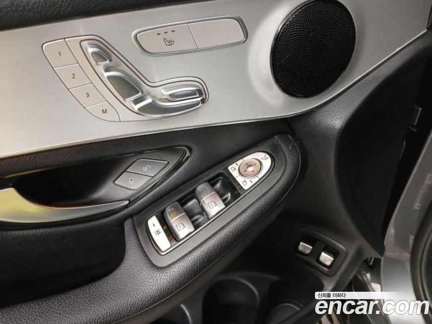 Mercedes-Benz GLC-Class 2019