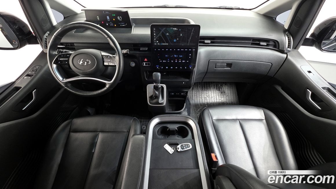 Hyundai Staria 2023