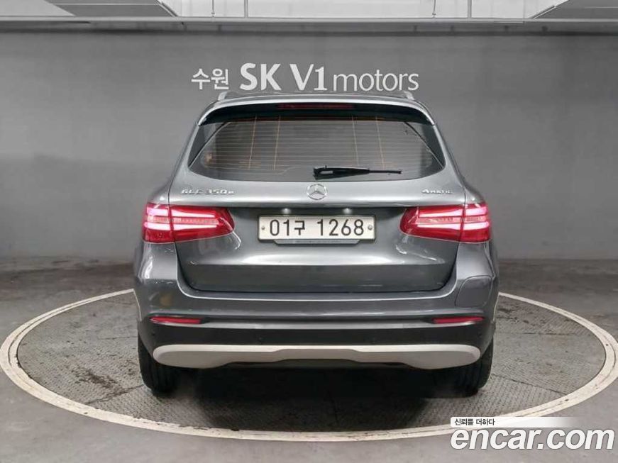 Mercedes-Benz GLC-Class 2019