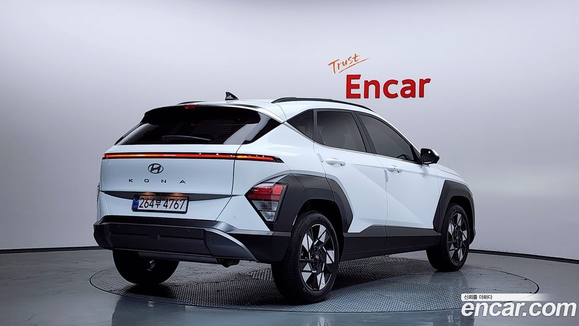 Hyundai Kona 2025