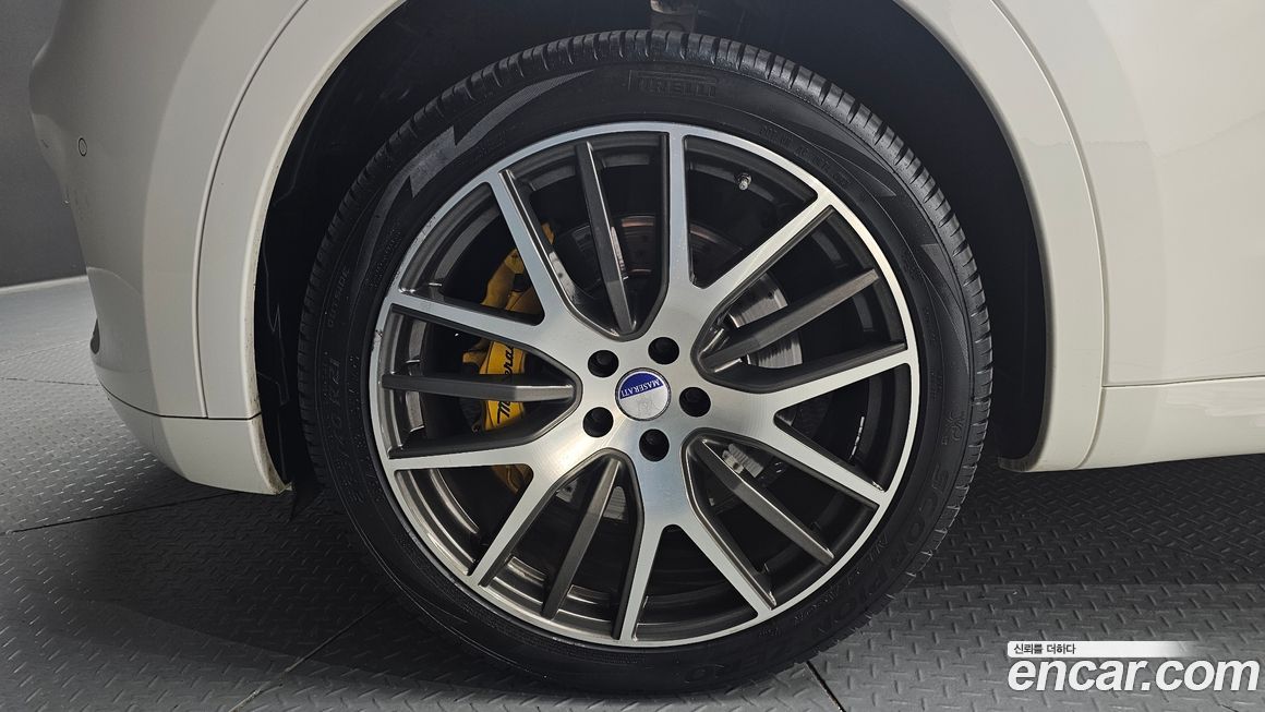 Maserati Levante 2017