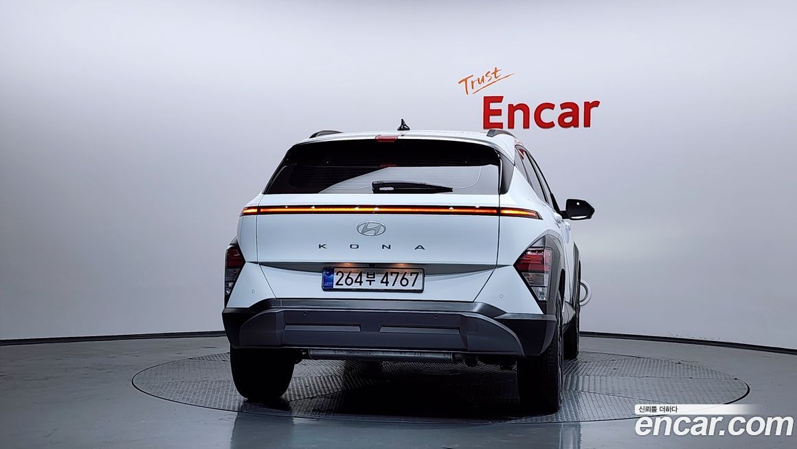 Hyundai Kona 2025