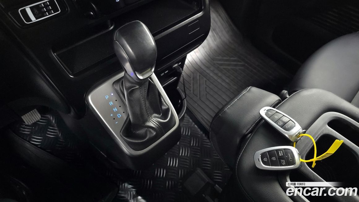Hyundai Staria 2023