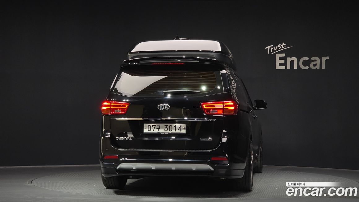 Kia Canival 2019