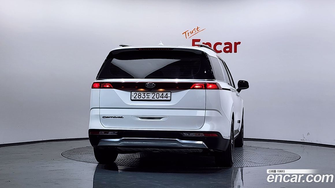 Kia Canival 2021