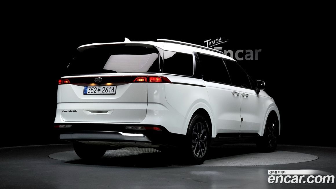 Kia Canival 2021