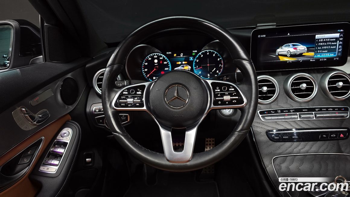 Mercedes-Benz C-Class 2021