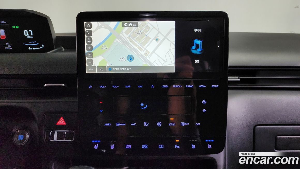 Hyundai Staria 2025