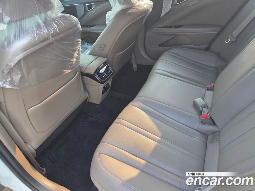 Kia K8 2023