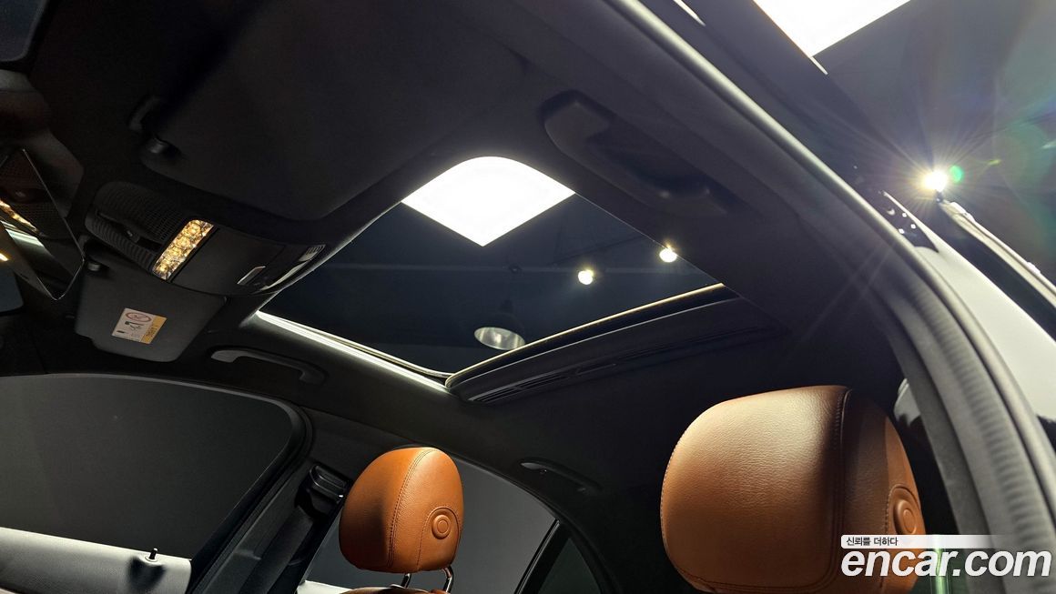 Mercedes-Benz C-Class 2021