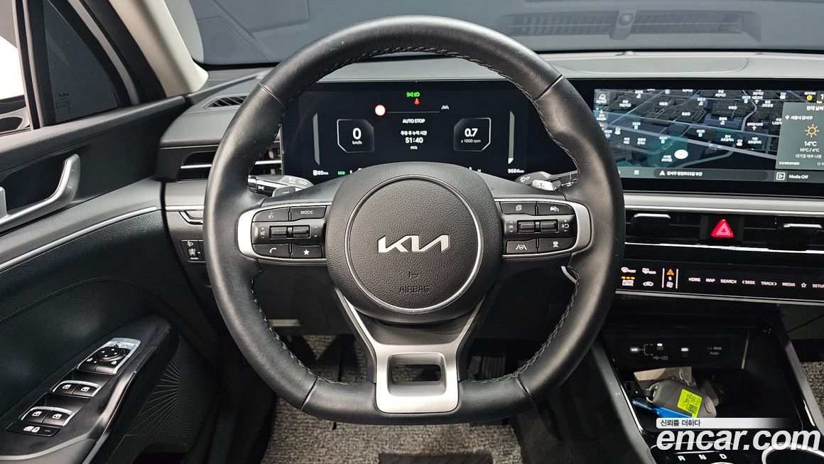 Kia K5 2025