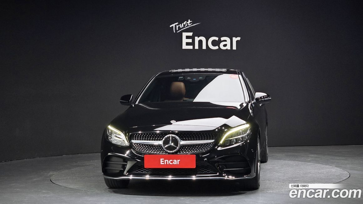 Mercedes-Benz C-Class 2021
