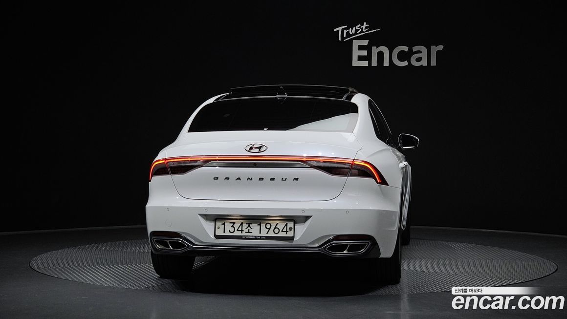 Hyundai Grandeur 2020