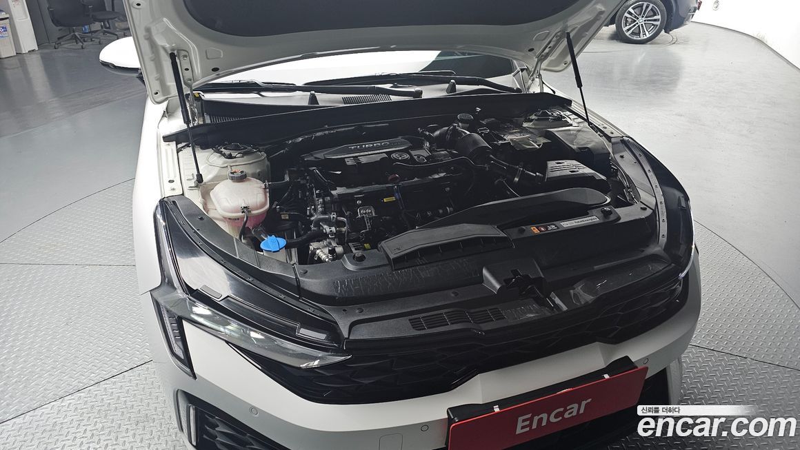 Kia K5 2025
