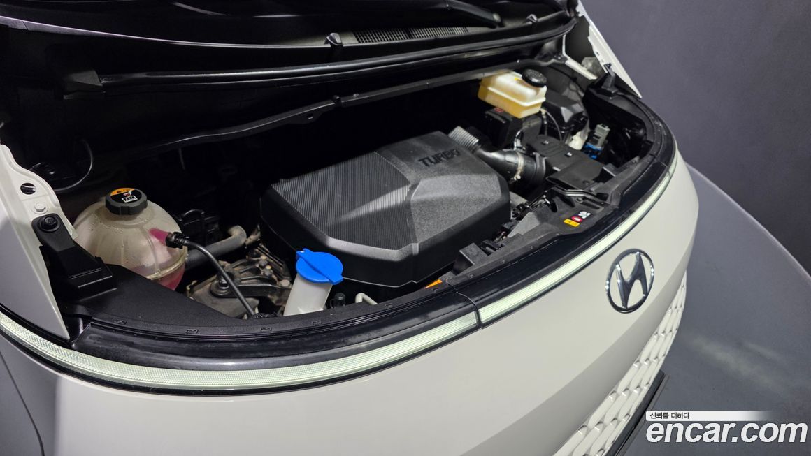 Hyundai Staria 2022