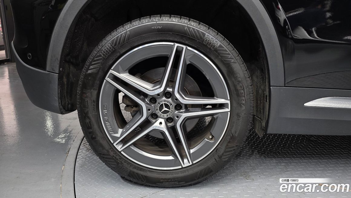 Mercedes-Benz GLA-Class 2020