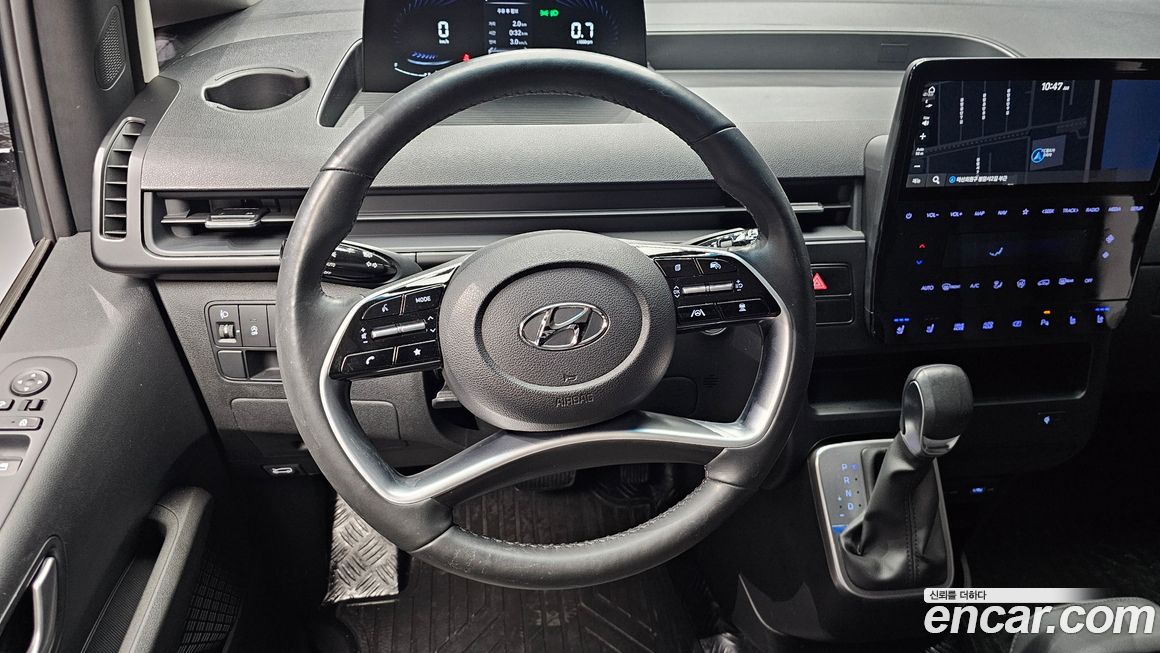 Hyundai Staria 2024