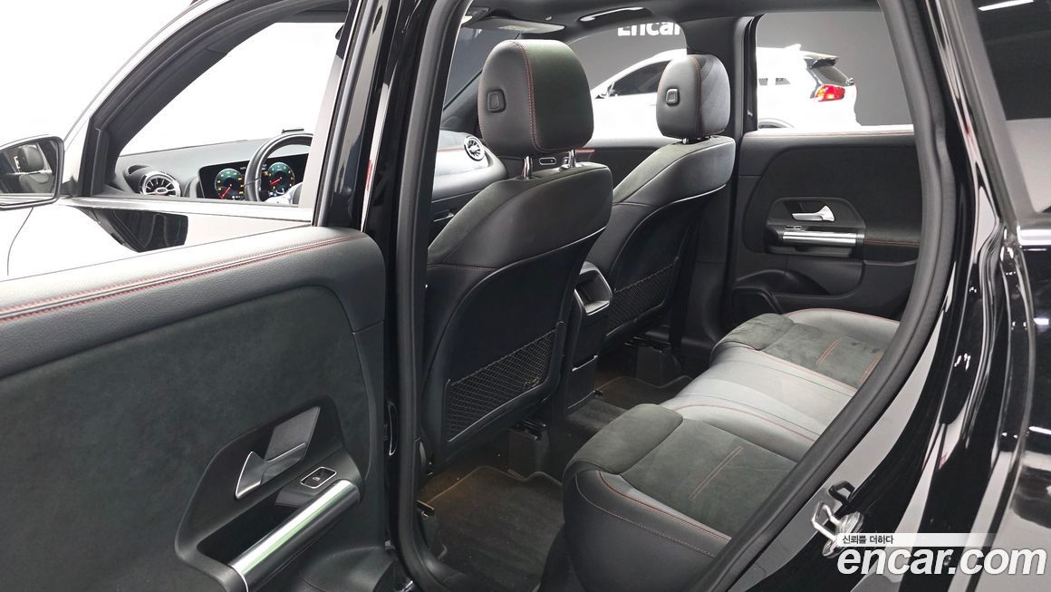 Mercedes-Benz GLA-Class 2020