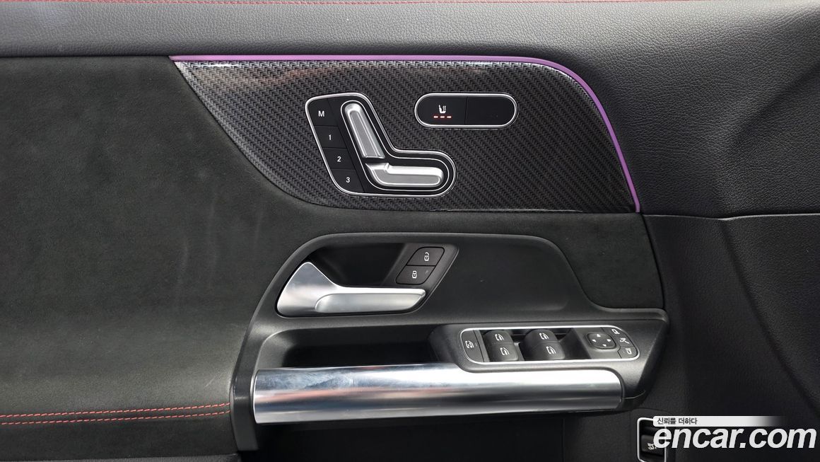 Mercedes-Benz GLA-Class 2020