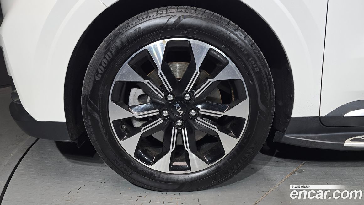 Kia Canival 2021
