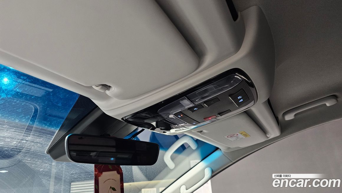 Hyundai Staria 2024