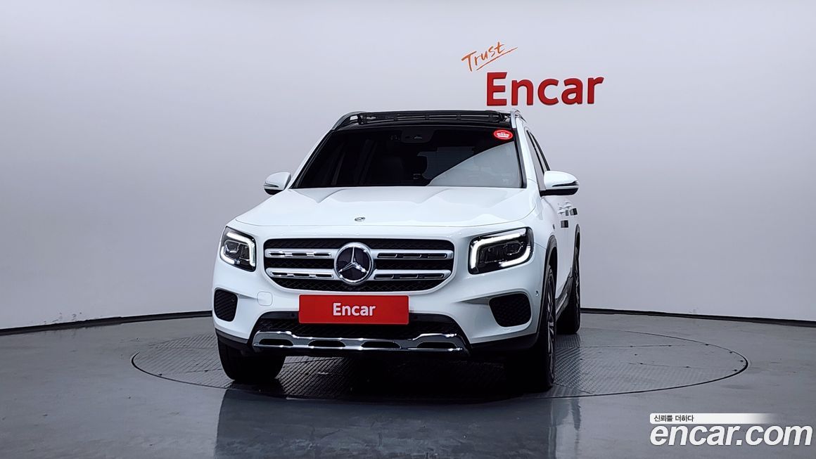 Mercedes-Benz GLB-Class 2021