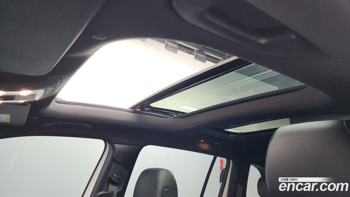 Mercedes-Benz GLB-Class 2021