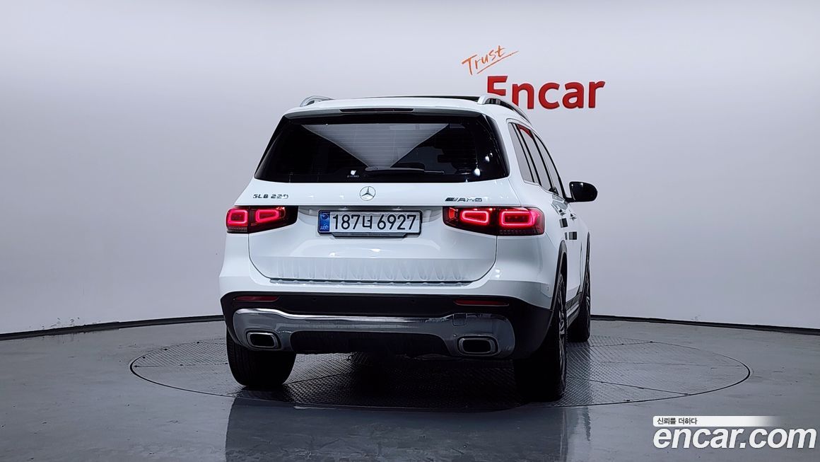 Mercedes-Benz GLB-Class 2021