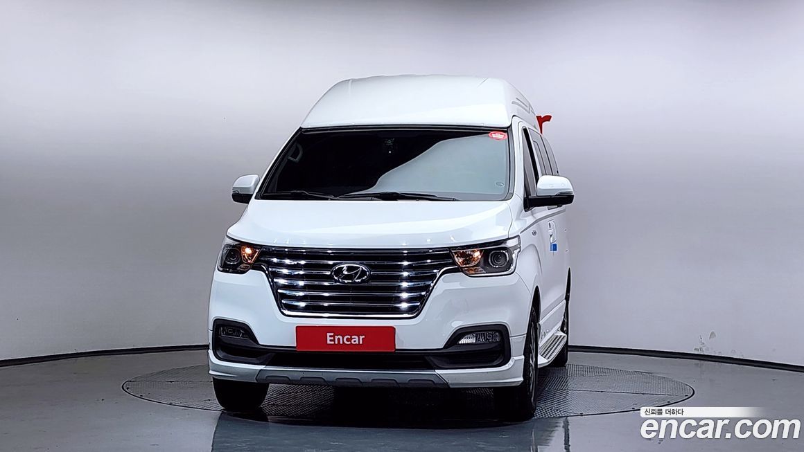 Hyundai Starex 2019