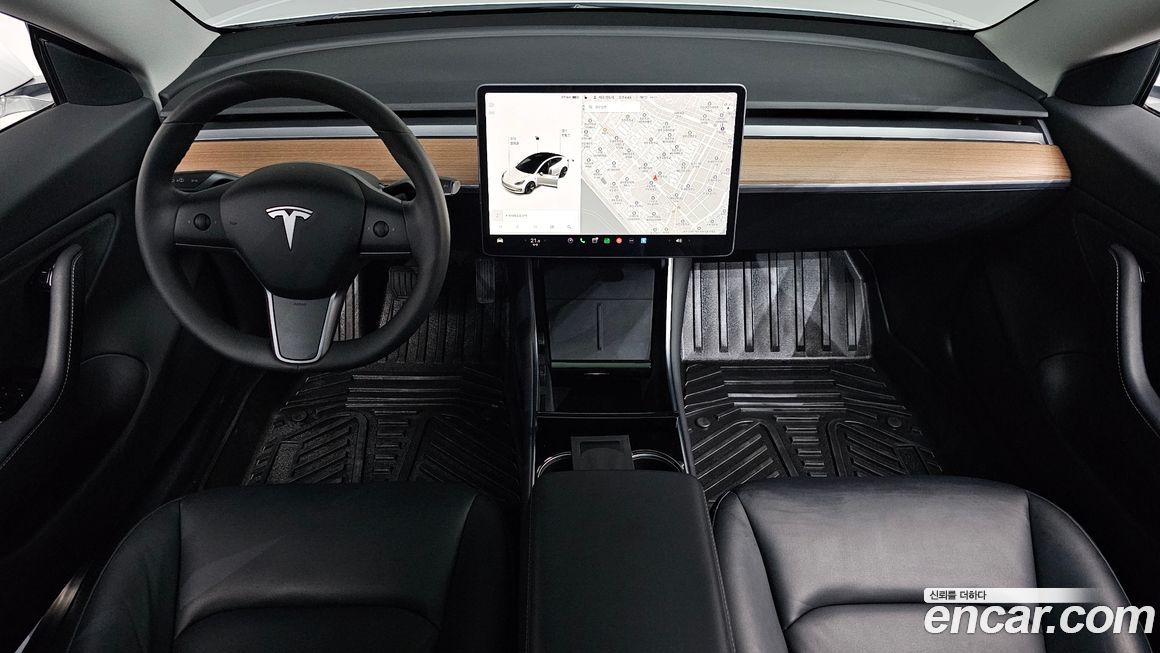 Tesla Model 3 2020