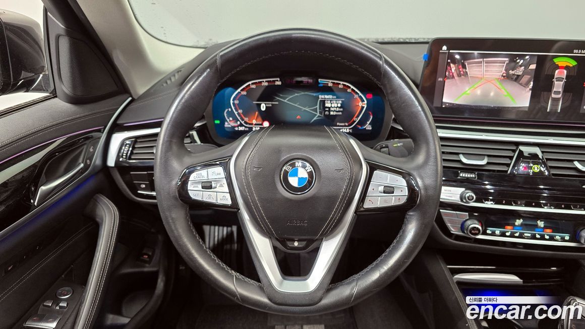 BMW 5-Series 2021