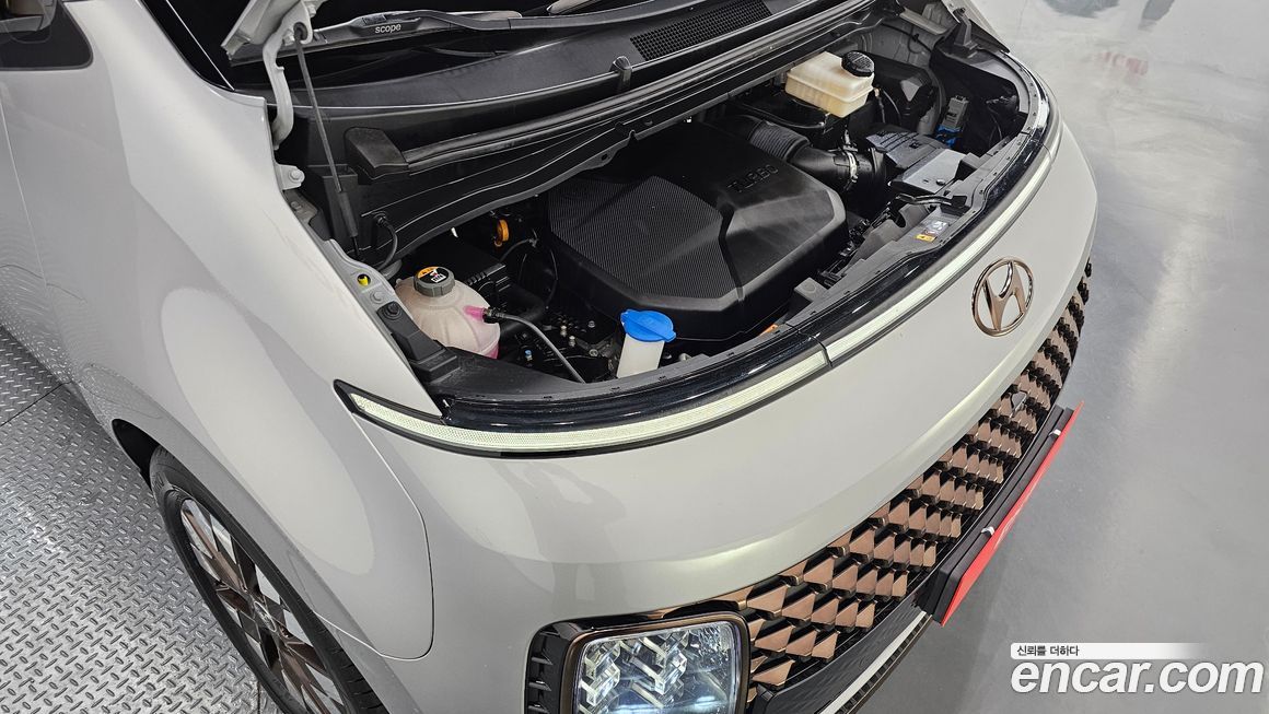 Hyundai Staria 2022