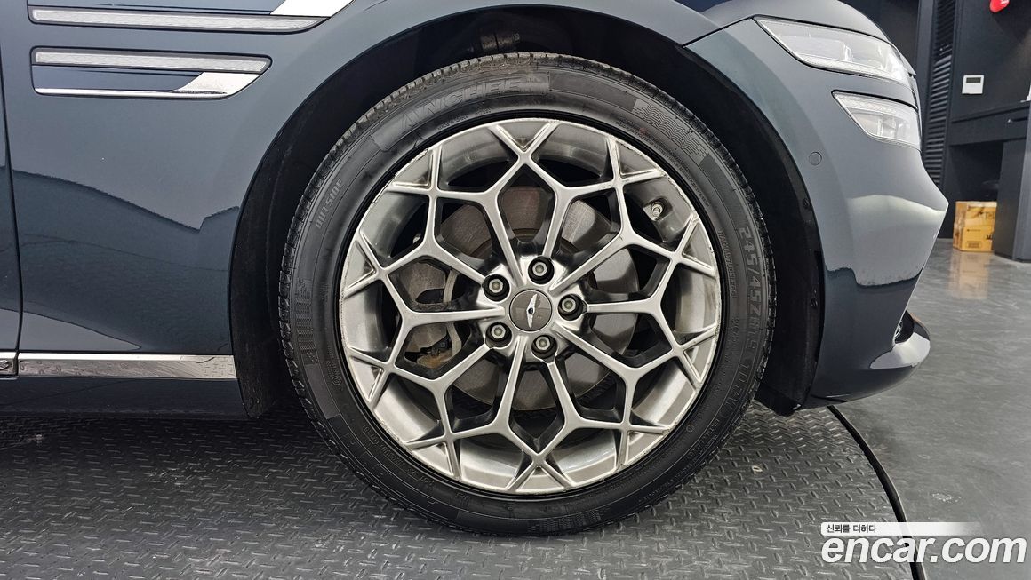 Genesis G80 2021