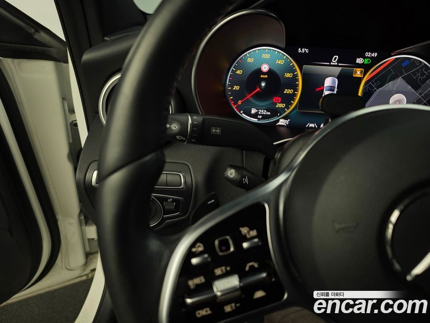 Mercedes-Benz C-Class 2021