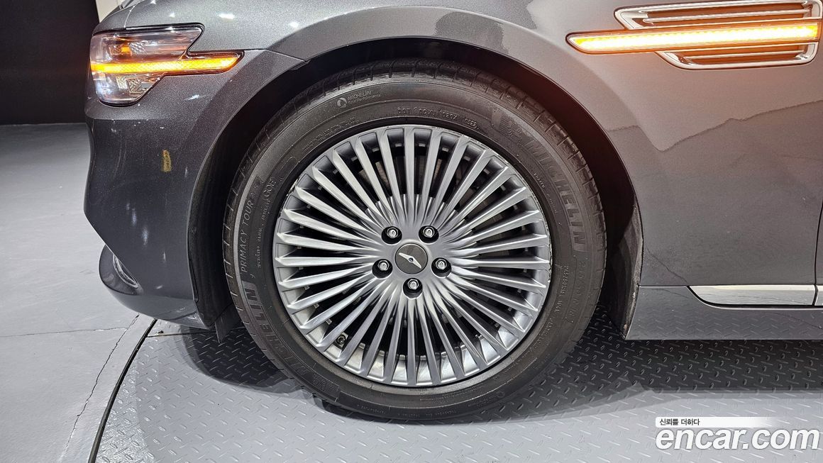 Genesis G90 2019