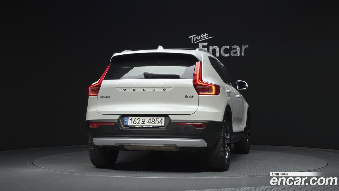 Volvo XC40 2022