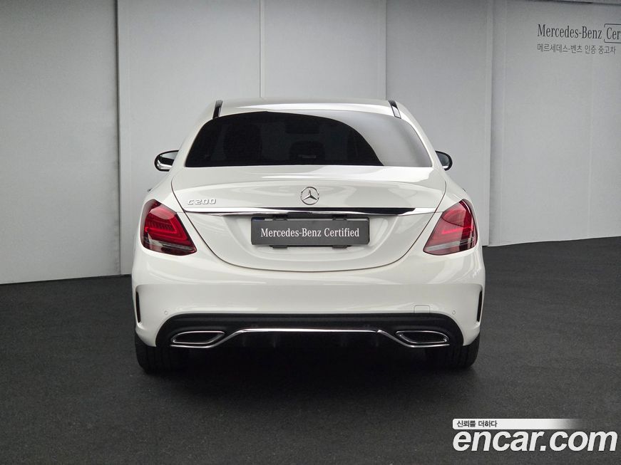 Mercedes-Benz C-Class 2021