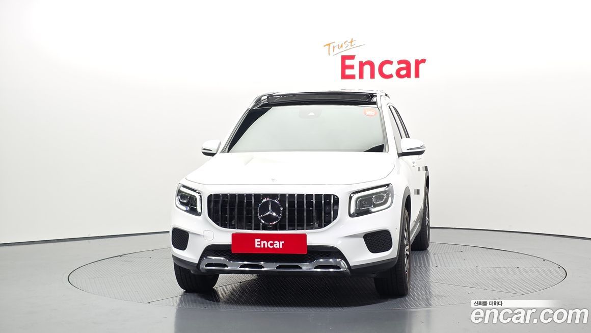 Mercedes-Benz GLB-Class 2021