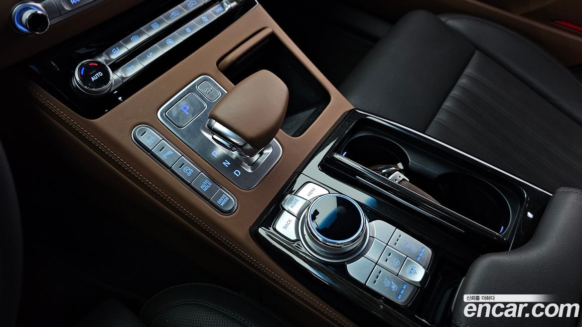 Genesis G90 2019