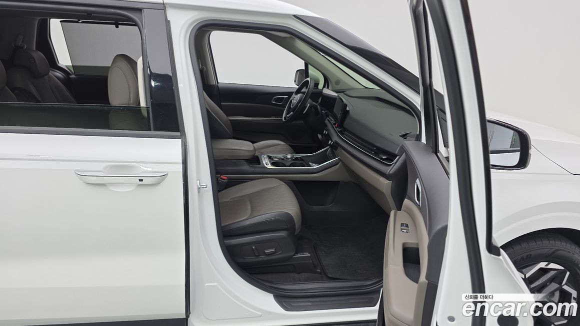 Kia Canival 2025