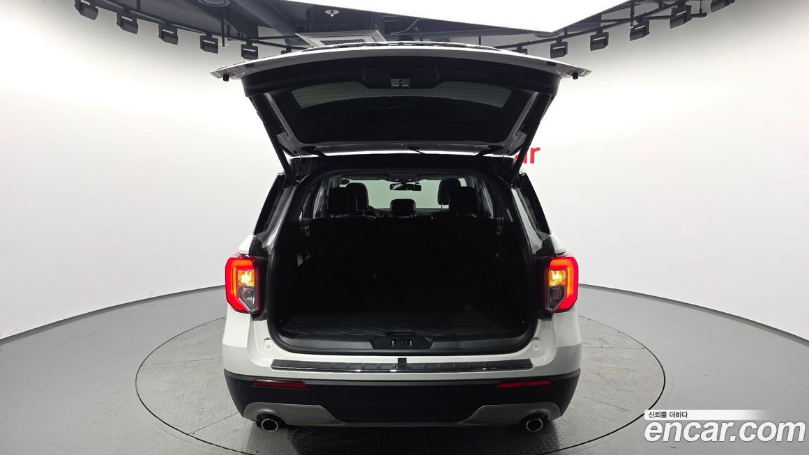 Ford Explorer 2021