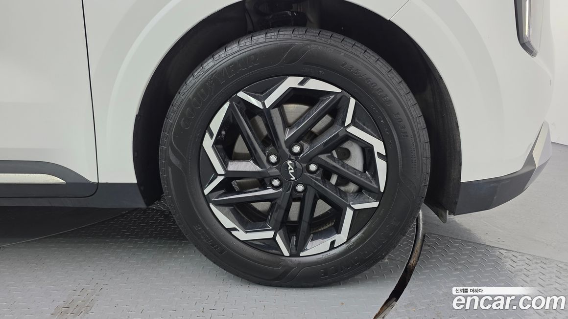 Kia Canival 2025