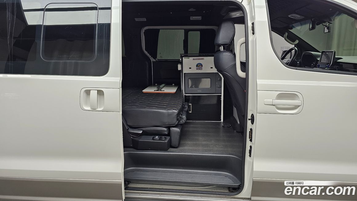 Hyundai Starex 2021