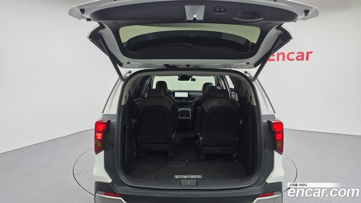 Kia Canival 2025