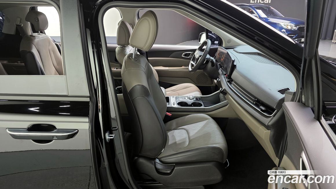 Kia Canival 2025